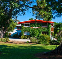 Alpenhorn Holiday Units - Accommodation QLD
