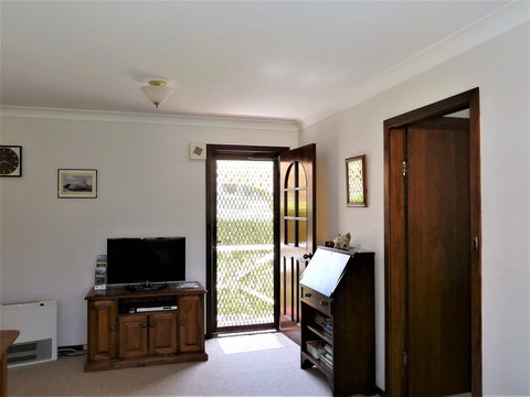 Anglea House Bed And Breakfast - Accommodation QLD 2