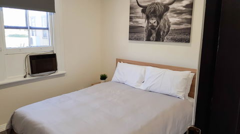 Argyle Hotel - Accommodation QLD 2