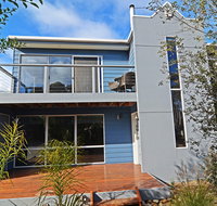 Barrakee Beach House - Accommodation QLD