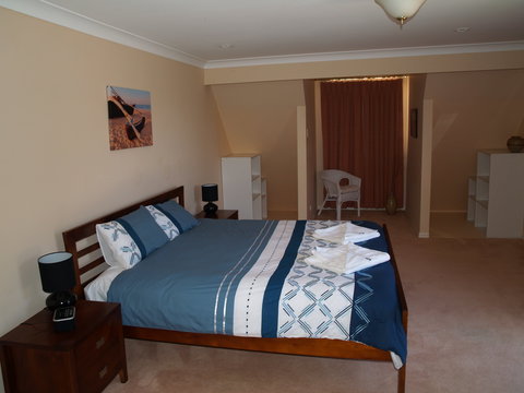 Boobook Manor - Accommodation QLD 2