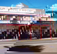 Club House Hotel - Accommodation QLD