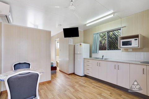 Coral Coast Tourist Park Townsville - Accommodation QLD 2