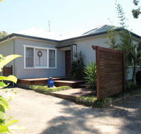 Dusky Whaler - Accommodation QLD