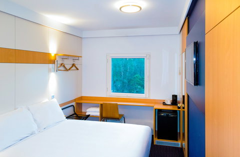 Ibis Budget Gosford - Accommodation QLD 2