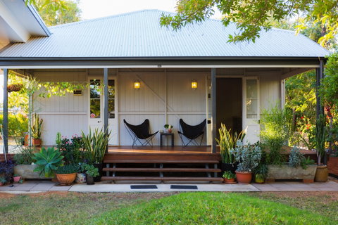 Kenilworth Cottage Barcaldine - Accommodation QLD 0