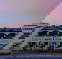 Meningie Hotel - Accommodation QLD