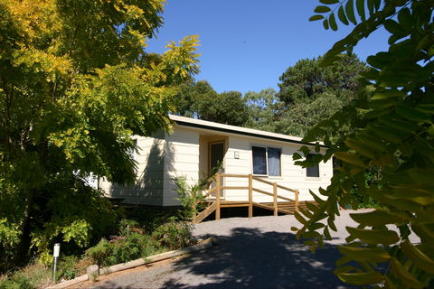 Millicent Hillview Caravan Park - Accommodation QLD 0