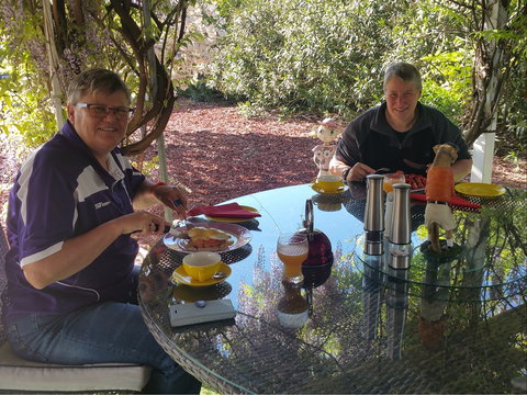 Must Love Dogs B&B And Self-Contained Cottage - Accommodation QLD 1