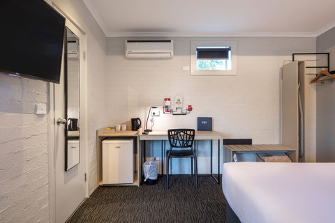 Nightcap At Colyton Hotel - Accommodation QLD 1