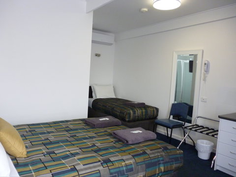 Otway Gate Motel - Accommodation QLD 1