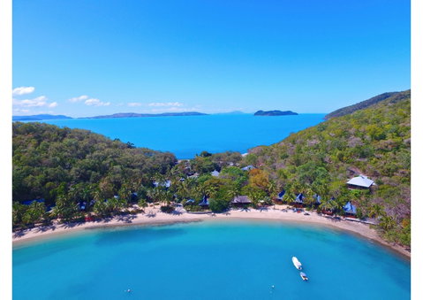 Palm Bay Resort - Accommodation QLD 1