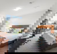 Quality Hotel Bayside Geelong - Accommodation QLD