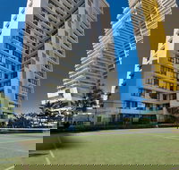 South Pacific Plaza - Accommodation QLD