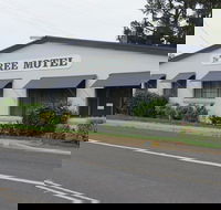 Tree Motel - Accommodation QLD
