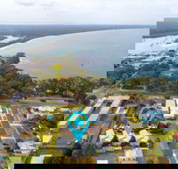 White Sands Deck House - Accommodation QLD