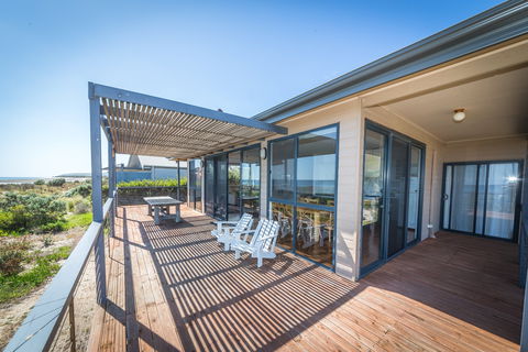 20 Lady Bay Road - Accommodation QLD 1