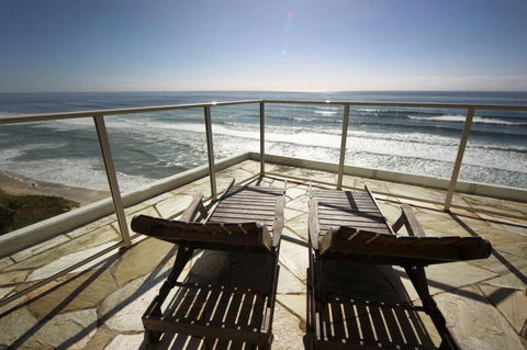 Viscount On The Beach - Accommodation QLD 6