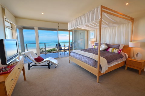Adelaide Luxury Beach House - Accommodation QLD 1