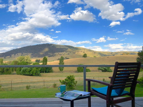 Adelong Valley Farm Stays - Moorallie Cottage - Accommodation QLD 0