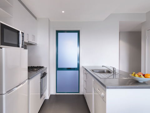 Adina Apartment Hotel St Kilda - Accommodation QLD 2