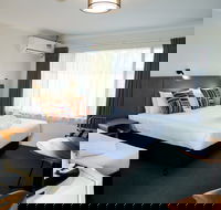 Batemans Bay Hotel - Accommodation QLD