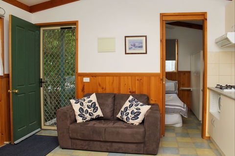 Beechworth Cabins - Accommodation QLD 1