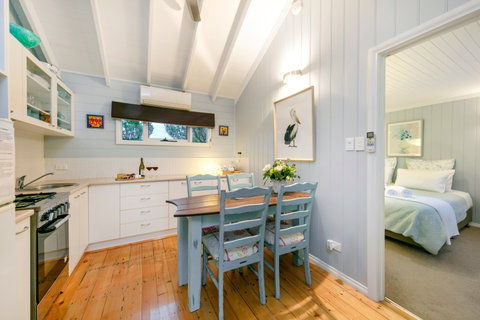 Blue Moon Cottages - Accommodation QLD 1