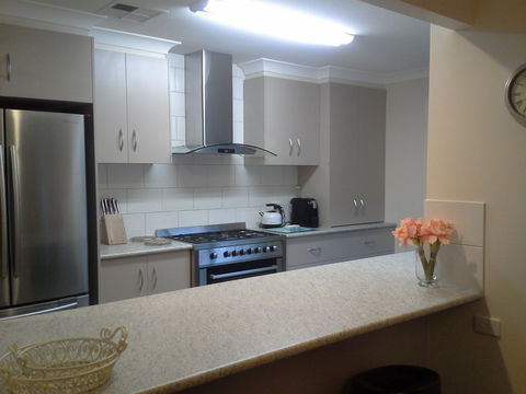 Brae View Five Bedroom Holiday House - Accommodation QLD 1