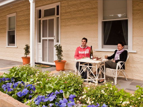Brown's House Bed & Breakfast - Accommodation QLD 1