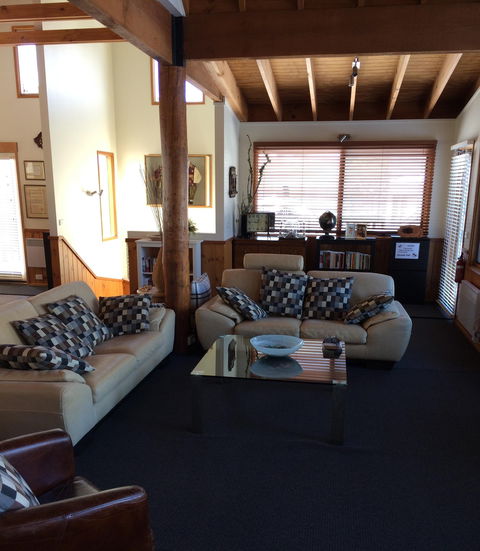 Cloud 9 Alpine Lodge - Accommodation QLD 0