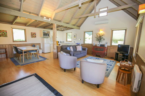 Crabapple Cottage - Accommodation QLD 2