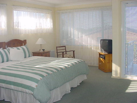 Cronulla Seabreeze Bed And Breakfast - Accommodation QLD 2