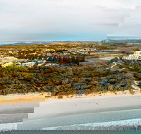 Deep Blue Hotel and Hot Springs - Accommodation QLD