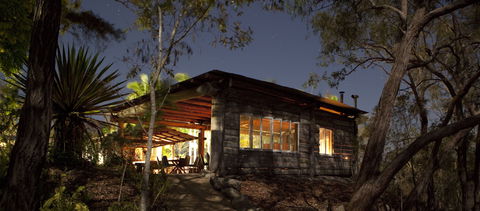 Hidden Valley Cabins - Accommodation QLD 0