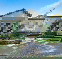 Huskisson Beach House - Accommodation QLD