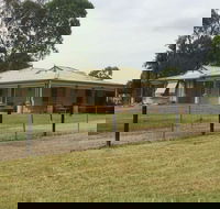 Merewether Homestead - Accommodation QLD