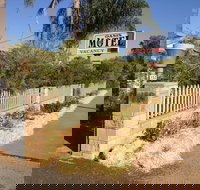 Oasis Motel - Accommodation QLD