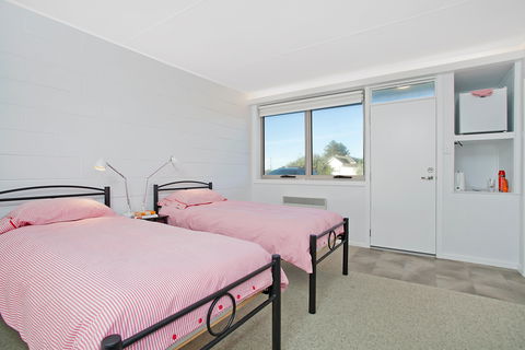 Peterborough House & Motel - Accommodation QLD 2