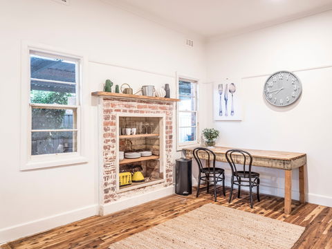 River Place By Place Accommodation - Accommodation QLD 0