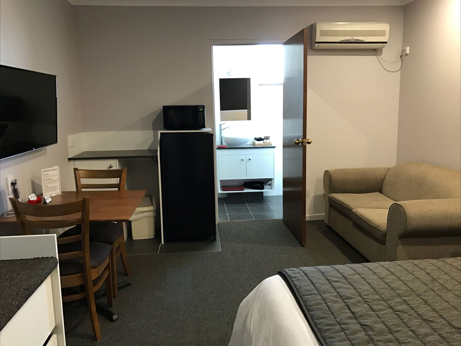 Piallamore NSW Accommodation QLD