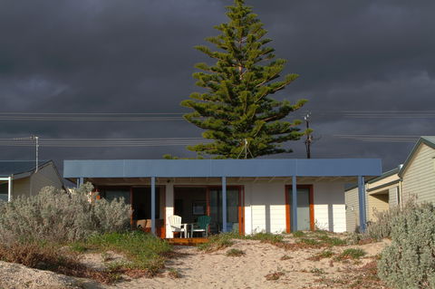 Shackago - Accommodation QLD 0
