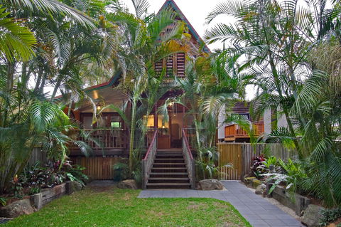 The Longhouse - Accommodation QLD 0