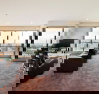 The Waterfront Apartments - Accommodation QLD