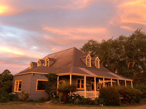 The Jetty House - Accommodation QLD 0
