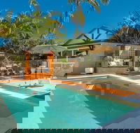 Three Little Pigs - Accommodation QLD