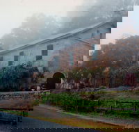 Tizzana Winery Bed And Breakfast - Accommodation QLD