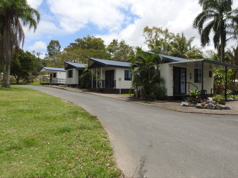Tropicana Caravan Park Sarina - Accommodation QLD 0