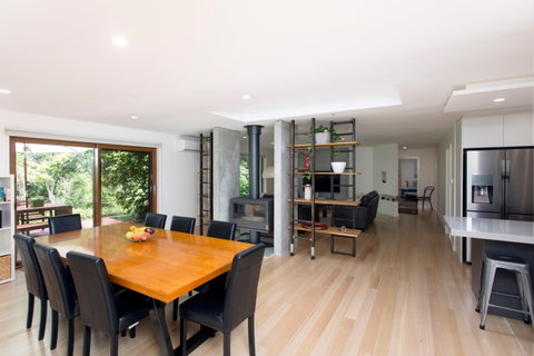 Woodbury House - Accommodation QLD 2