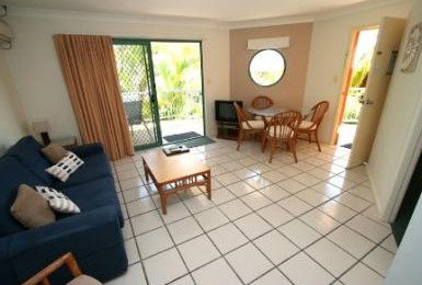 Beaches Apartment Byron Bay - Accommodation QLD 3